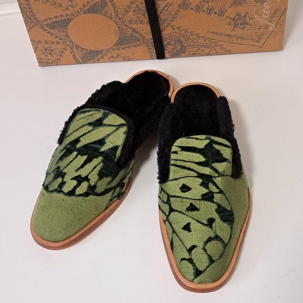 Free People Butterfly Effect Mule NIB Size 37 Europe/6.5 US Womens